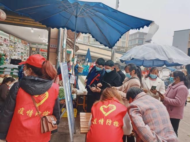 雅安：川西雨屏下的疫情防线与零星扰动