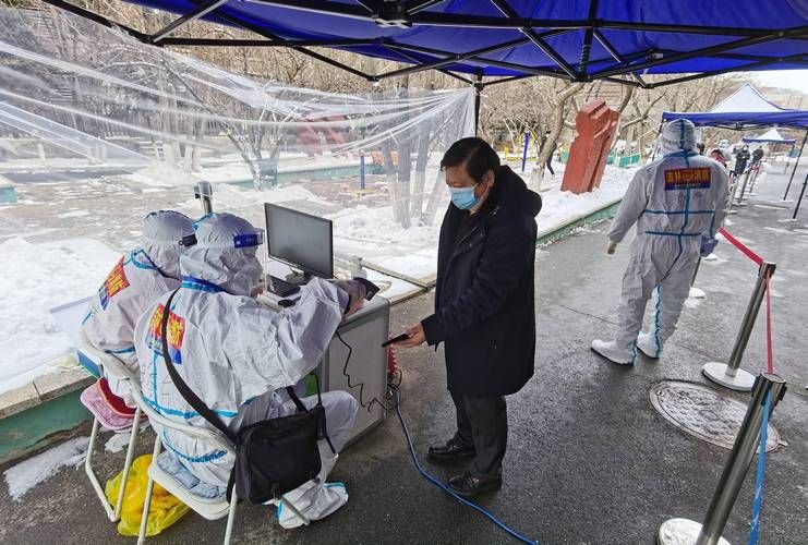 31省区市新增12例本土确诊, 二连浩特疫情最新消息_24437