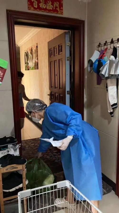和田地区：绿洲屏障下的疫情防线与破口