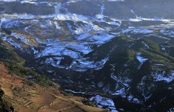 甘洛：大凉山腹地的防疫屏障与破防时刻