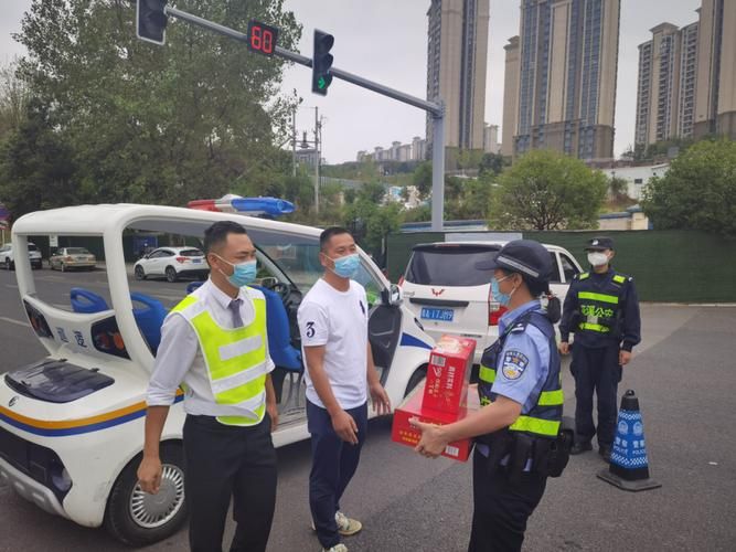 花溪区疫情观察：高原坝子上的防控拉锯战