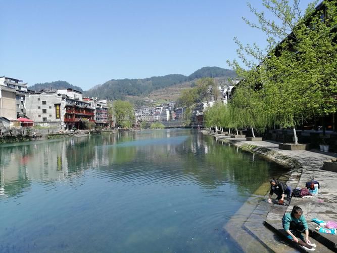 【边城奇台的防疫平衡：戈壁绿洲如何守住零感染防线？】