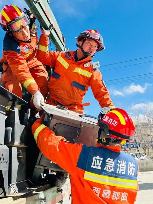 平安：高原小城的疫情防线与破防时刻