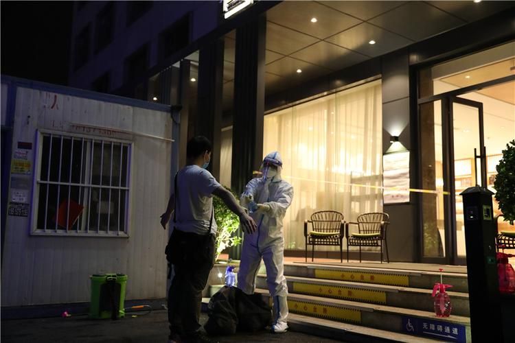 二七区疫情透视：中原交通枢纽下的防控突围