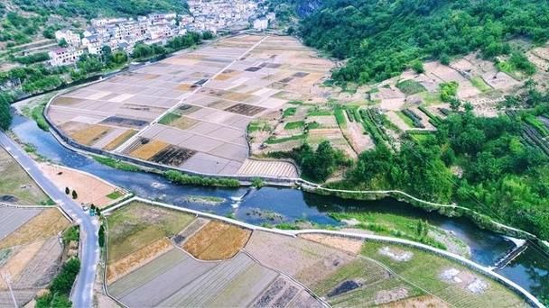 汝城：湘粤边界县城的疫情防线与地理屏障