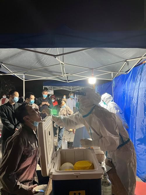 渝州山城战疫记：两江交汇下的防控攻坚