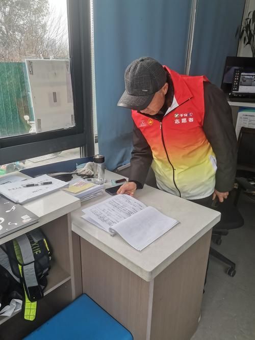 【奉新：潦河屏障与社区网格下的防疫实践】