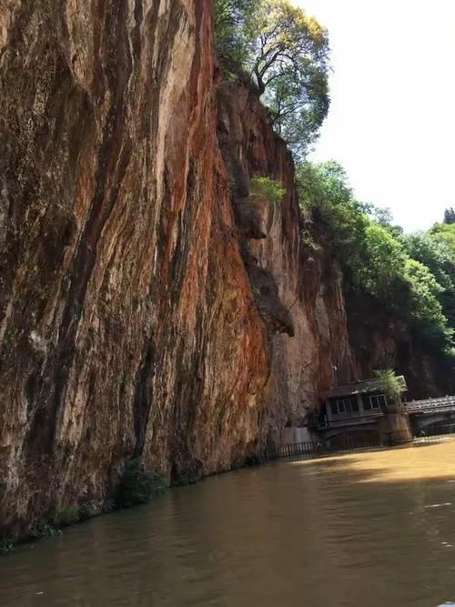 丘北:云贵高原上的防疫孤岛与地理屏障