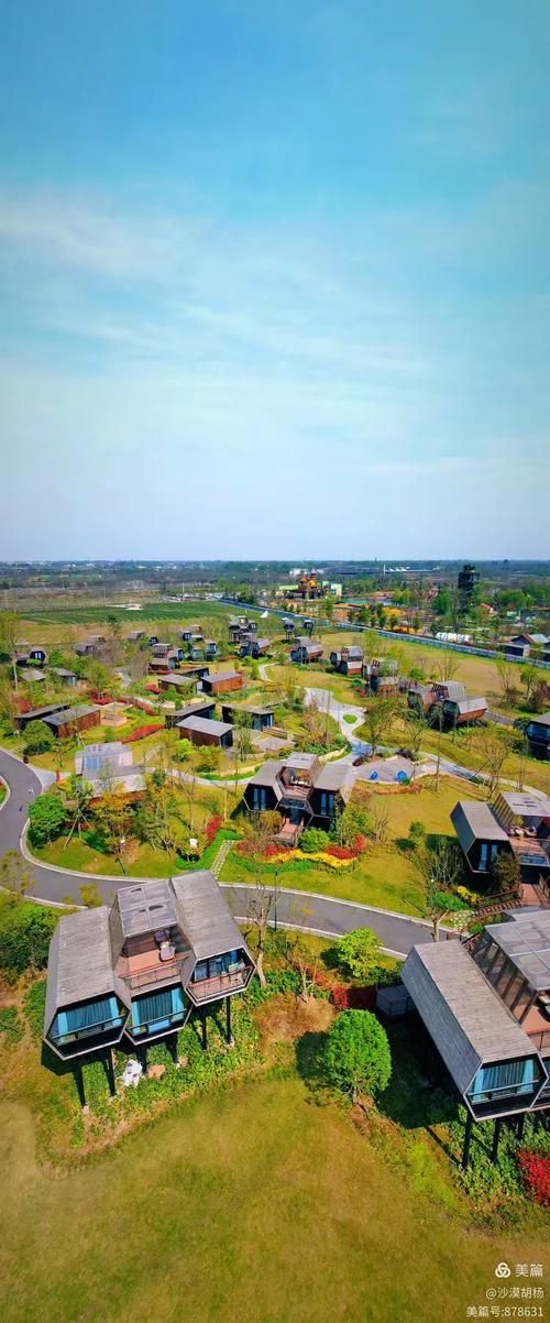 【崇州：川西坝子上的防疫破口与地理屏障】