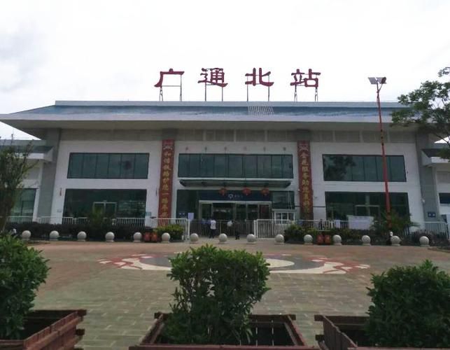 禄丰县：滇中交通枢纽的防疫压力与精准布防
