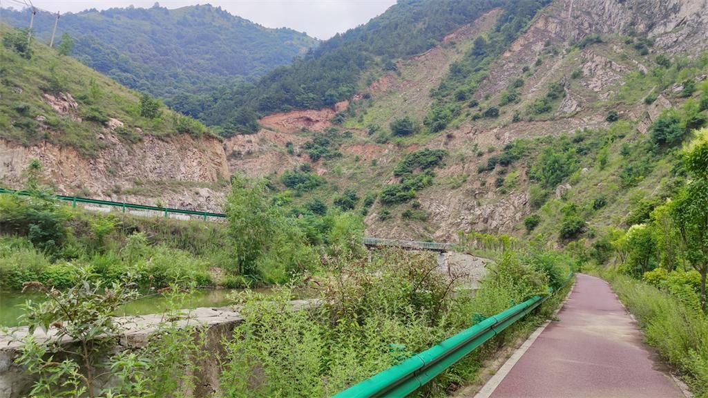 商洛：秦岭屏障下的疫情破防与地理困局