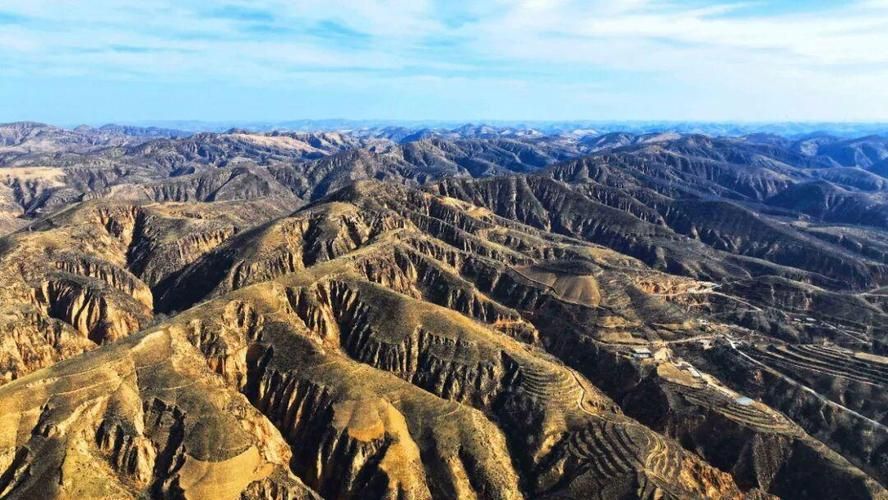 延安市辖区：黄土高原沟壑地形下的疫情阻隔逻辑