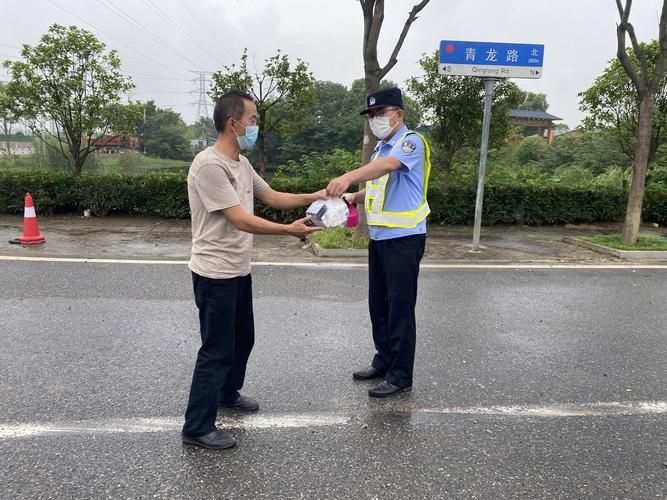 海陵区：江畔港城的疫情防线与破防时刻