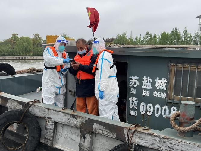 【鄱阳湖之畔的防疫坚守：水域交通枢纽下的防控挑战】