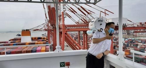 日照蓝海屏障下的疫情防线：港口城市如何实现低感染率？