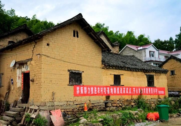 光山县:大别山腹地的防疫坚守与挑战_21910