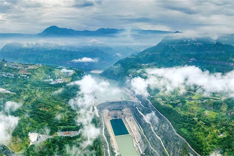 昭通:乌蒙山屏障下的疫情破防与精准围堵